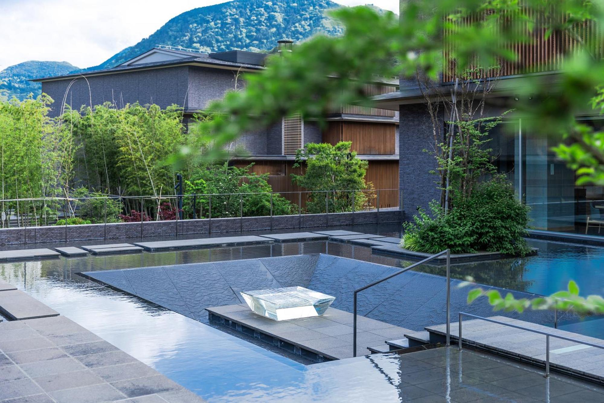 Hakone Gora Karaku Hotel Buitenkant foto