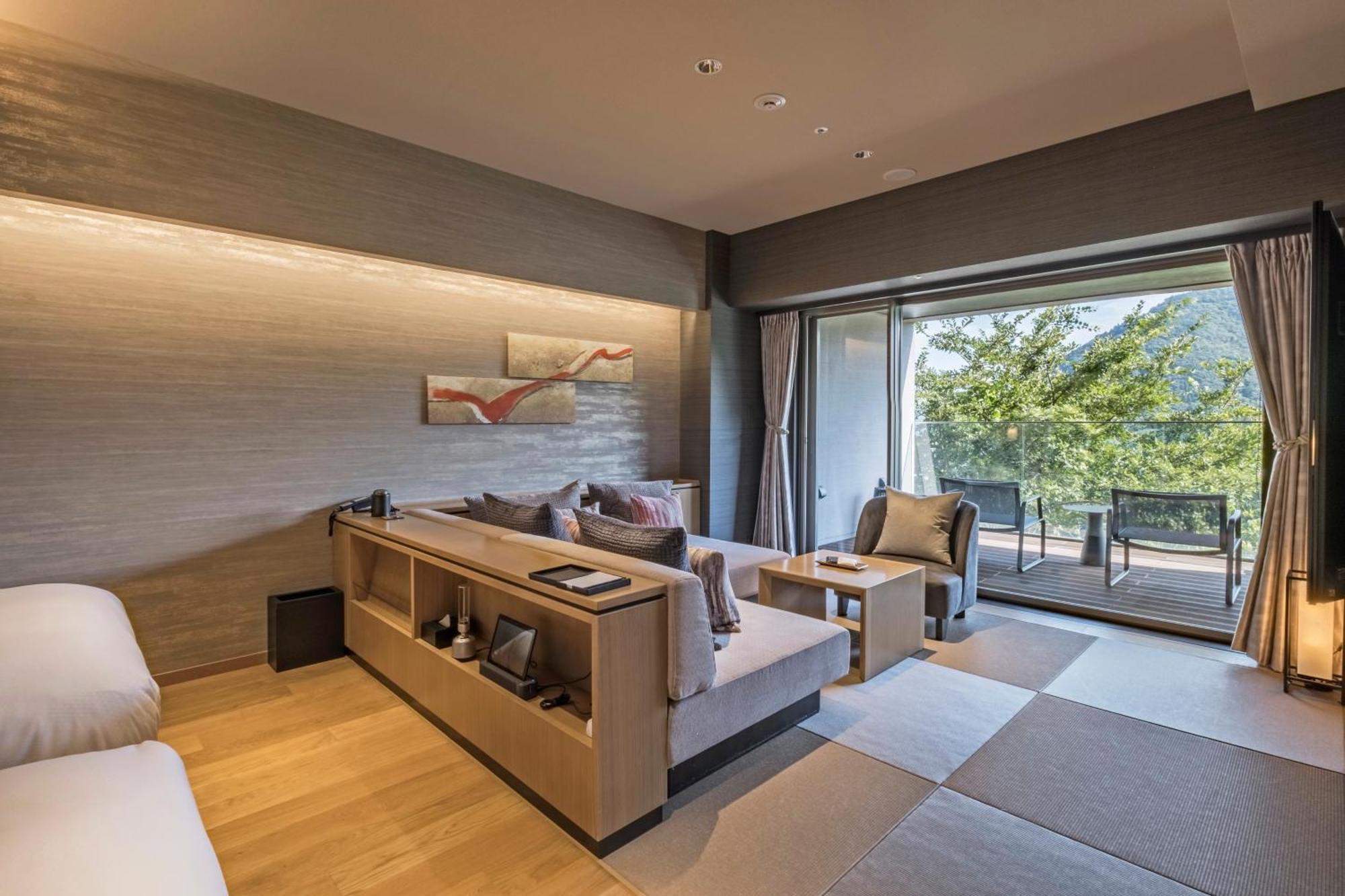 Hakone Gora Karaku Hotel Buitenkant foto
