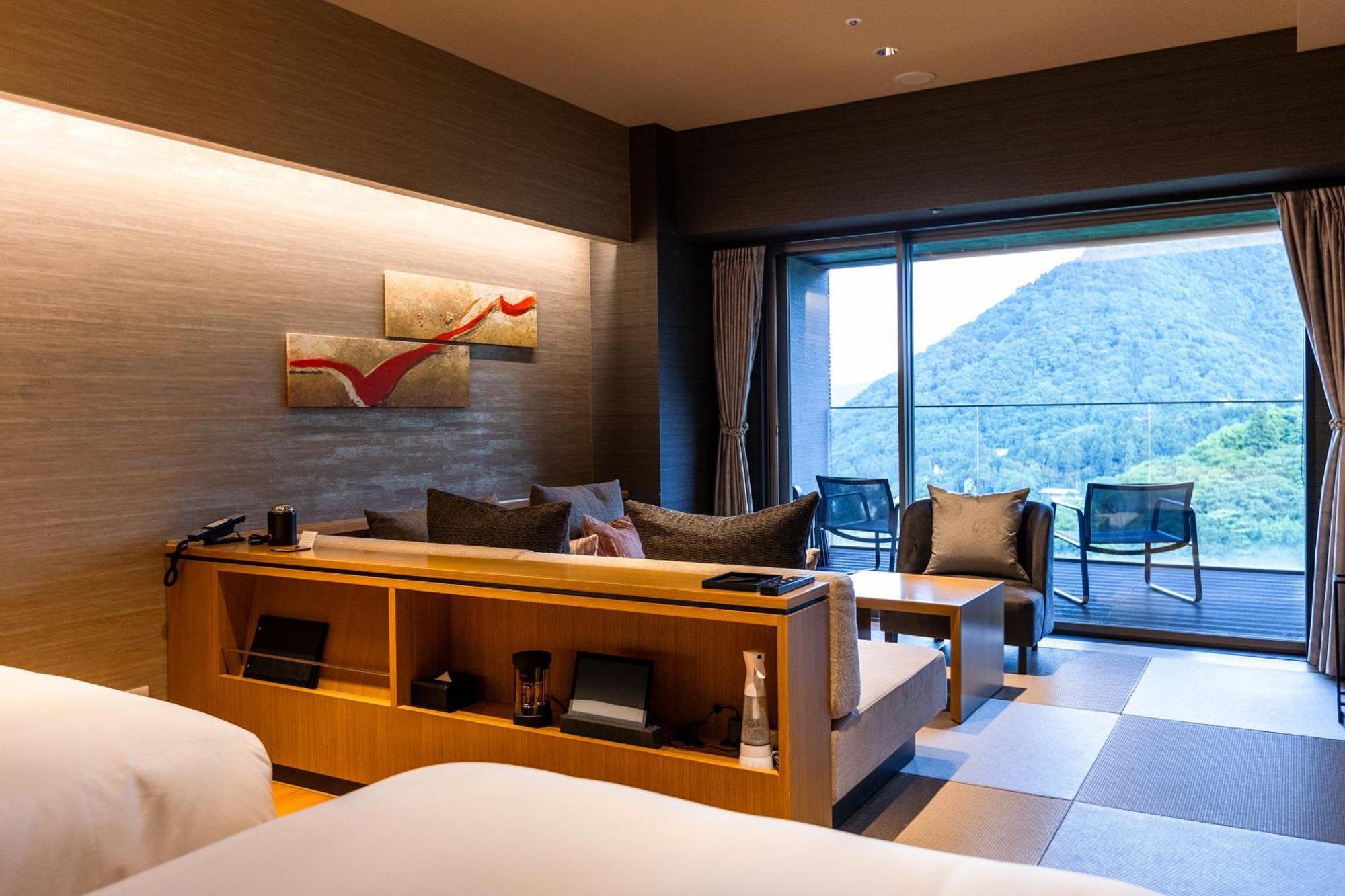 Hakone Gora Karaku Hotel Buitenkant foto
